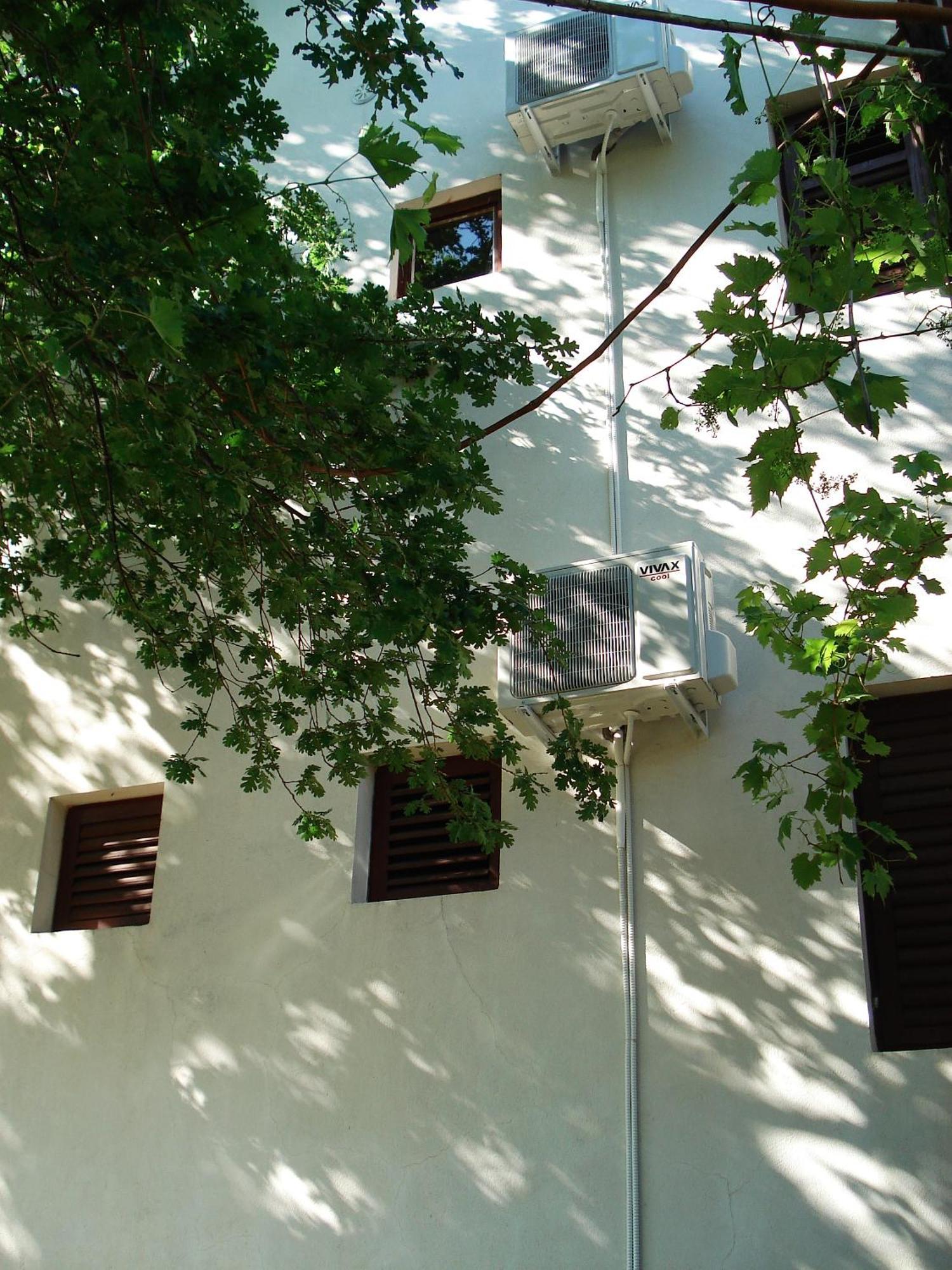 Apartments Aleksic Sutomore Bagian luar foto