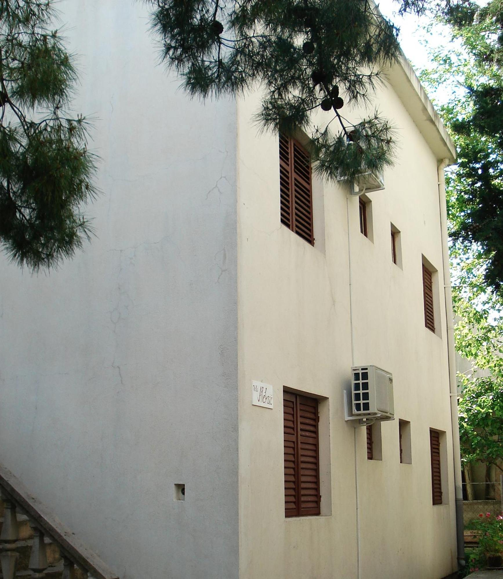 Apartments Aleksic Sutomore Bagian luar foto
