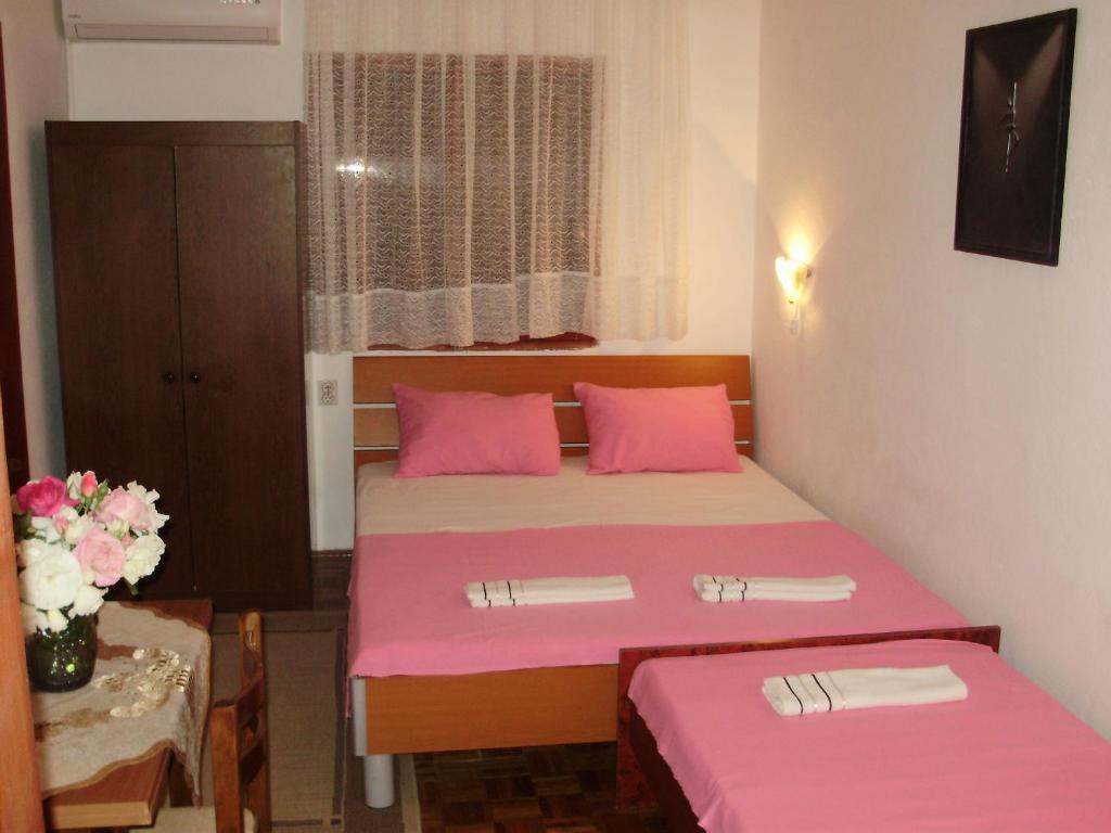 Apartments Aleksic Sutomore Ruang foto